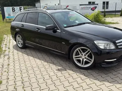 Gebraucht Mercedes C220 AMG line 170 PS (125 kW) 2011 Schwarz Kombi
