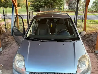 Gebraucht Ford Fiesta 69 PS (50 kW) 2007 Blau Kleinwagen