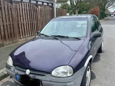 Grau Gebraucht 1995 Opel Corsa Eco Limousine | 950 €