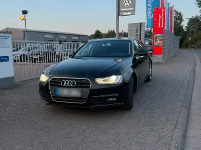 Gebraucht Audi A4 150 PS (110 kW) 2014 Schwarz Kombi
