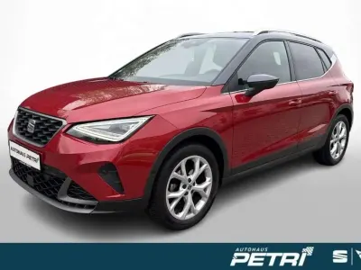 Usata Seat Arona FR 110 CV (80 kW) 2023 Rosso SUV