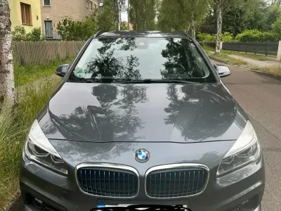 Gebraucht BMW 225 iPerformance 136 PS (100 kW) 2018 Grau Van / Kleinbus