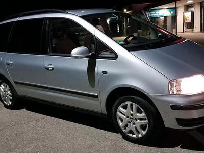 Gebraucht VW Sharan 131 PS (96 kW) 2004 Silber Van / Kleinbus