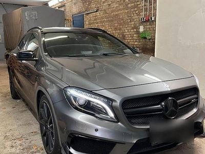Mercedes GLA45 AMG