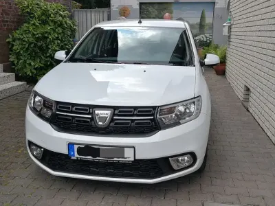 Gebraucht Dacia Sandero Comfort 90 PS (66 kW) 2019 Weiß Limousine
