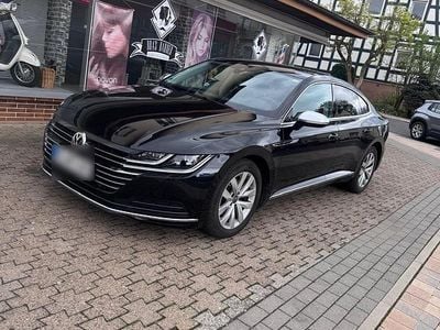 Gebraucht VW Arteon Elegance 150 PS (110 kW) 2017 Schwarz Kleinwagen