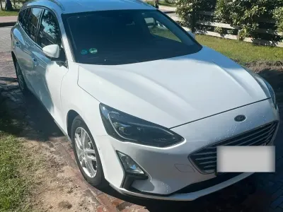 Gebraucht Ford Focus 120 PS (88 kW) 2020 Weiß Kombi