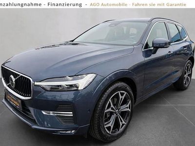 Gebraucht Volvo XC60 Momentum 197 PS (144 kW) 2022 Blau SUV