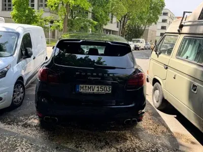 Second-hand Porsche Cayenne 245 CP (180 kW) 2013 Negru SUV