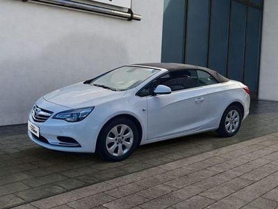 Usata Opel Cascada Edition 140 CV (102 kW) 2016 Bianco Cabrio