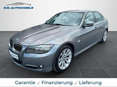 Gebraucht BMW 320 Basis 184 PS (135 kW) 2011 Grau Kombi