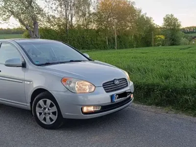 Occasion Hyundai Accent 97 ch (71 kW) 2008 Argent Berline