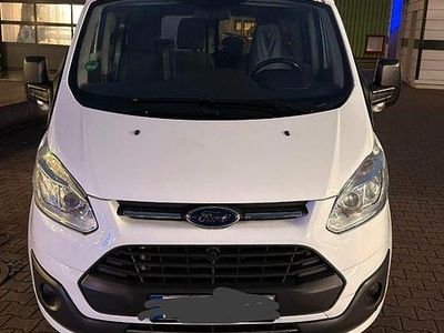 Second-hand Ford Transit Custom 105 CP (77 kW) 2017 Alb Monovolum