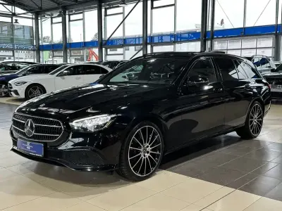 Gebraucht Mercedes E300 AMG line 286 PS (210 kW) 2021 Schwarz Kombi