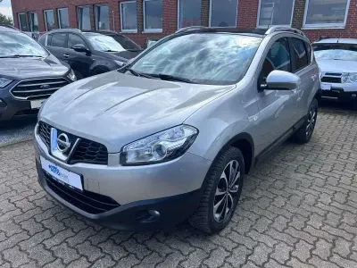 Gebraucht Nissan Qashqai I-Way 150 PS (110 kW) 2011 Silber SUV