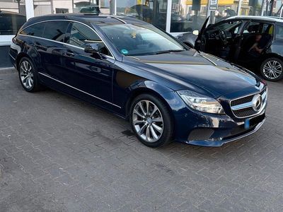 Usata Mercedes CLS220 170 CV (125 kW) 2015 Blu Station wagon