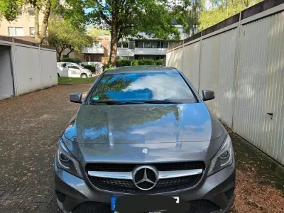 Gebraucht Mercedes CLA250 Urban 211 PS (155 kW) 2015 Grau Limousine
