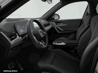 Mineralweiß metallic Gebraucht 2025 BMW X1 Comfort Edition SUV | 55.404 € (Etwas zu teuer)