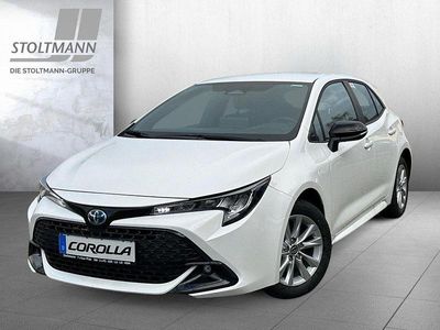 Weiß Neu 2025 Toyota Corolla Business Edition Limousine | 28.999 €