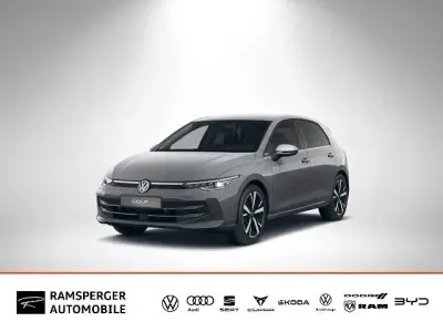 Usata VW Golf VIII Style 150 CV (110 kW) 2025 Grigio Berlina