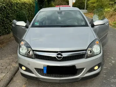 Gebraucht Opel Astra 140 PS (102 kW) 2007 Grau Cabrio