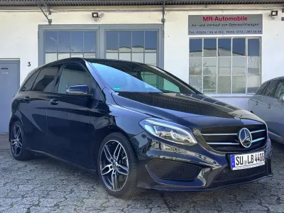 Gebraucht Mercedes B250 AMG line 211 PS (155 kW) 2018 Schwarz Kleinwagen