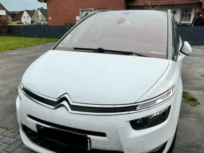 Używany Citroën C4 110 KM (80 kW) 2013 Biały Minivan