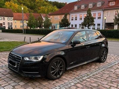 Second-hand Audi A3 Ambition 110 CP (80 kW) 2014 Negru Berlinǎ