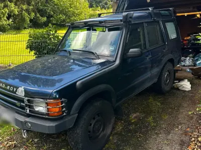 Gebraucht Land Rover Discovery 2 139 PS (102 kW) 2002 Blau SUV