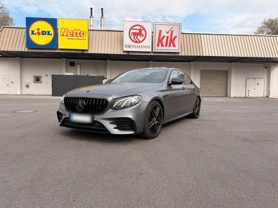 Gebraucht Mercedes E63S AMG AMG line 258 PS (189 kW) 2017 Andere farben Limousine