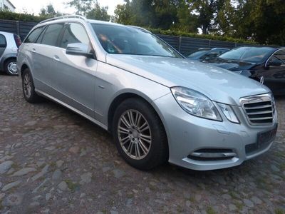 Mercedes E200