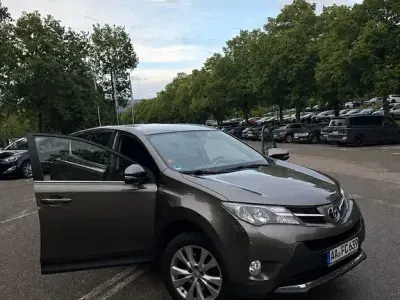 Gebraucht Toyota RAV4 Life 150 PS (110 kW) 2013 Grün SUV