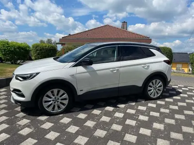 Gebraucht Opel Grandland X Ultimate 200 PS (147 kW) 2021 Perlmutt weiss SUV