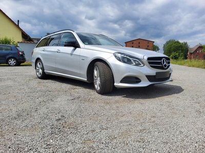 Mercedes E220