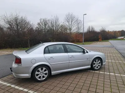 Gebraucht Opel Vectra 140 PS (102 kW) 2006 Silber Limousine