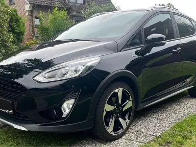 Gebraucht Ford Fiesta Active 125 PS (91 kW) 2018 Schwarz Kleinwagen