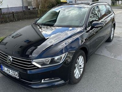 Gebraucht VW Passat Comfortline 204 PS (150 kW) 2015 Schwarz Kombi