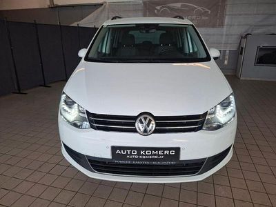 Gebraucht VW Sharan Comfortline 150 PS (110 kW) 2017 Weiß Van / Kleinbus