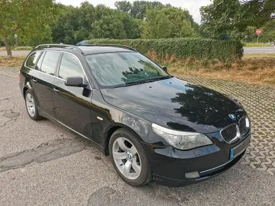 Gebraucht BMW 525 197 PS (144 kW) 2009 Schwarz Kombi