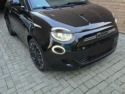 Gebraucht Fiat 500e 63 kW (87 PS) 2022 Schwarz Cabrio