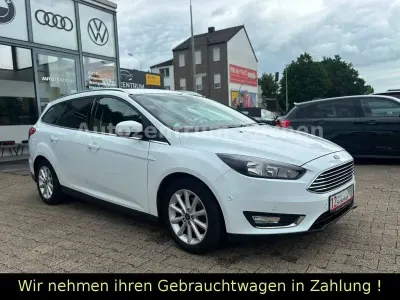 Gebraucht Ford Focus Titanium 120 PS (88 kW) 2015 Weiß Limousine