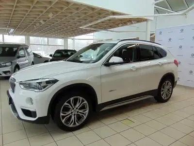Używany BMW X1 xLine 190 KM (139 kW) 2017 Biały SUV