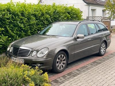 Mercedes E280