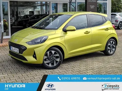 Gebraucht Hyundai i10 79 PS (58 kW) 2025 Gelb Kleinwagen
