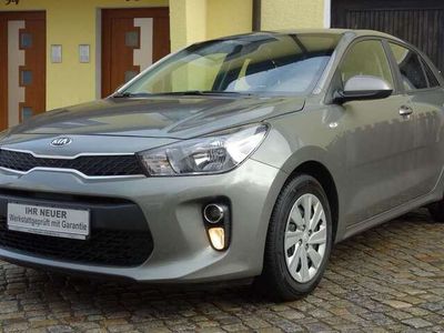 gebraucht Kia Rio "Attract/Allwetterber./Klima/Bluet./neuw."