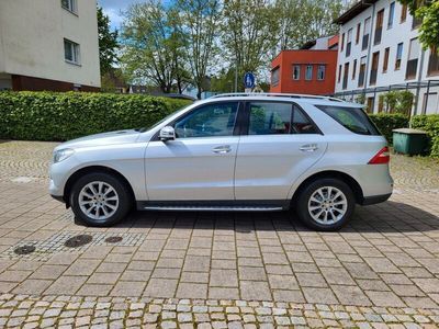 gebraucht Mercedes ML250 BlueTEC 4MATIC -SPORTPAKET.