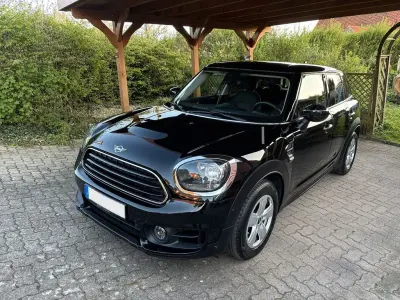Usata Mini One Countryman 102 CV (75 kW) 2020 Nero SUV