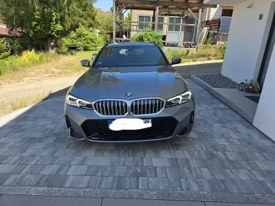 Gebraucht BMW 330 M Sport 245 PS (180 kW) 2024 Grau Kombi