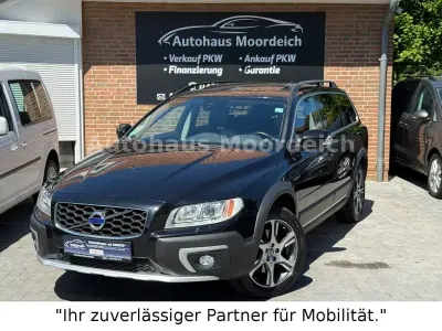 Gebraucht Volvo XC70 Summum 215 PS (158 kW) 2015 Schwarz Kombi