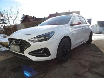 Gebraucht Hyundai i30 Trend 160 PS (117 kW) 2020 Weiß Kombi